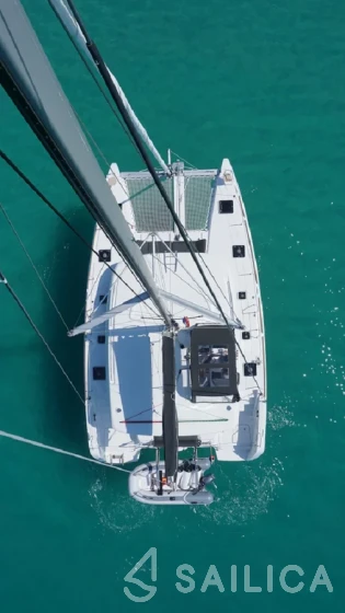 Lagoon 40 - Yacht Charter Sailica