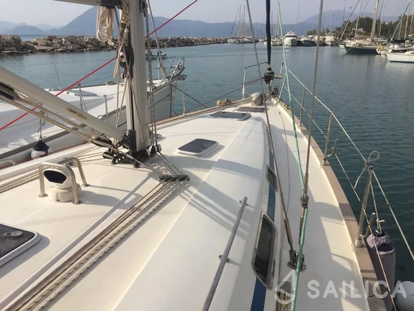 Bavaria 44 - Yacht Charter Sailica