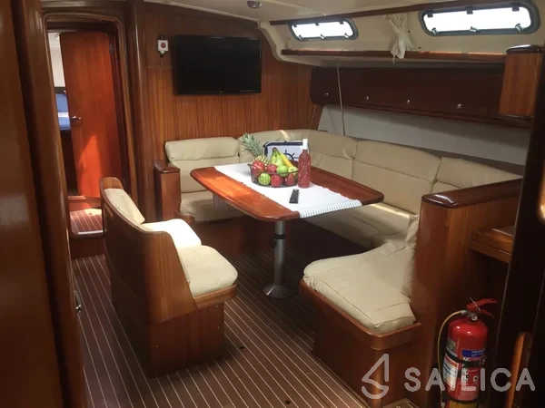 Bavaria 44 - Yacht Charter Sailica