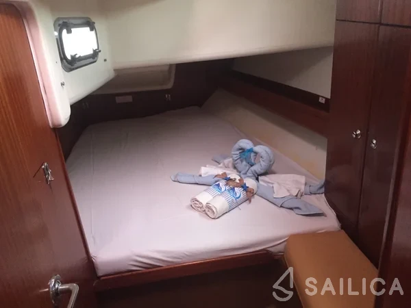 Bavaria 44 - Yacht Charter Sailica