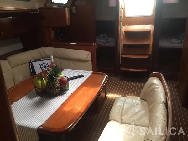 Bavaria 44 - Yacht Charter Sailica