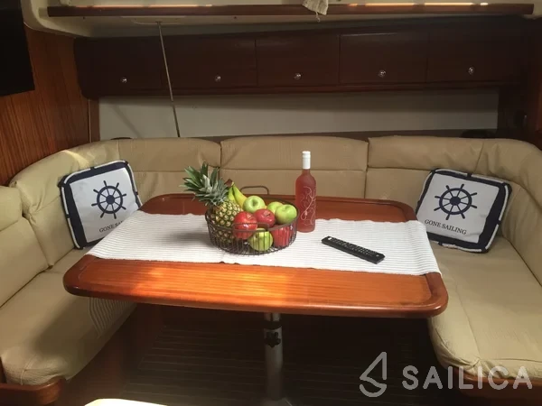 Bavaria 44 - Yacht Charter Sailica
