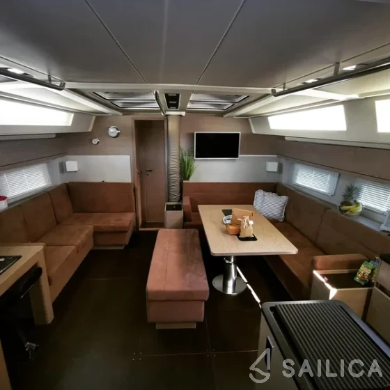 Hanse 548 - Photo #80 Hanse 548 - Yacht Charter Sailica