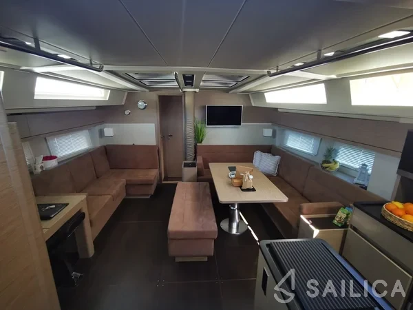 Hanse 548 - Photo #77 Hanse 548 - Yacht Charter Sailica