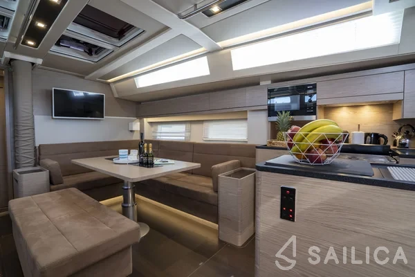 Hanse 548 - Photo #72 Hanse 548 - Yacht Charter Sailica
