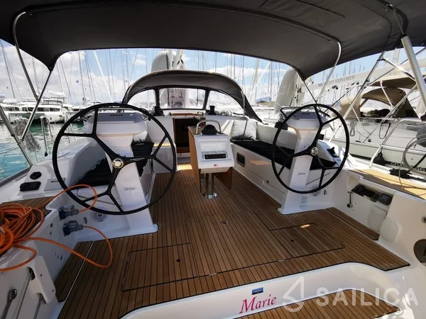 Bavaria 51 Cruiser - Yacht Charter Sailica