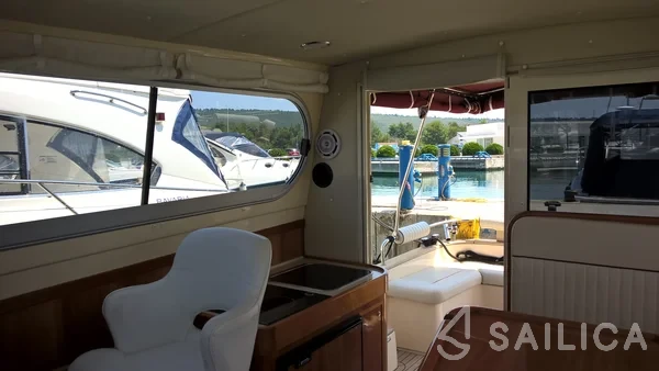 Damor 980 Fjera - Yacht Charter Sailica