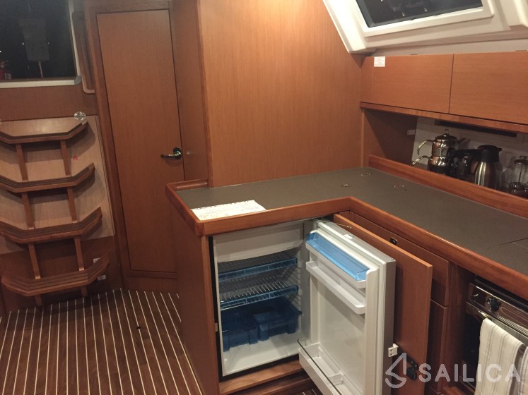 Bavaria 46 Cruiser - Yacht Charter Sailica
