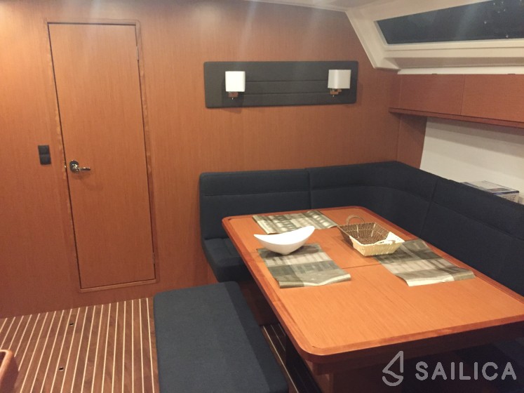 Bavaria 46 Cruiser - Yacht Charter Sailica