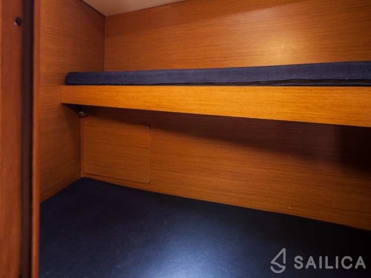 Sun Odyssey 439 - Yacht Charter Sailica