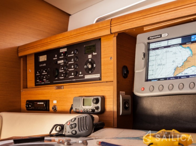 Sun Odyssey 439 - Yacht Charter Sailica