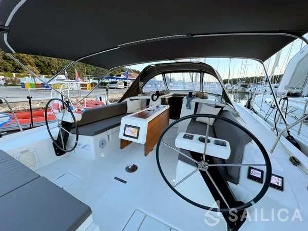 Dufour 430 - Yacht Charter Sailica