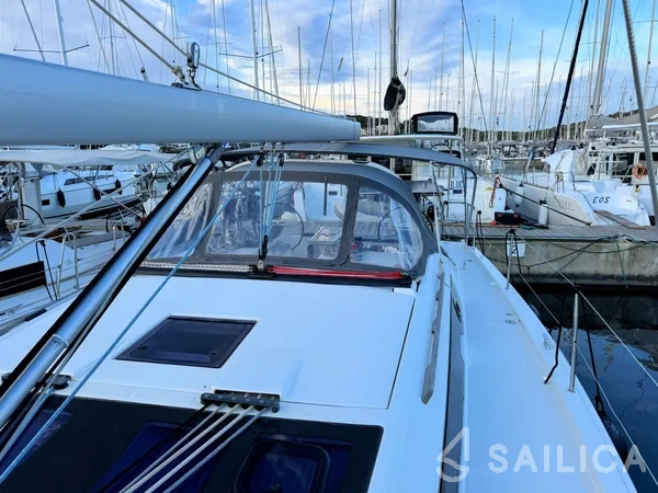 Dufour 430 - Yacht Charter Sailica