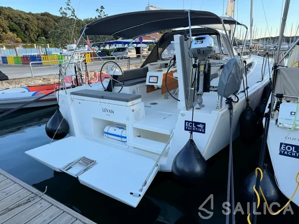 Dufour 430 - Yacht Charter Sailica