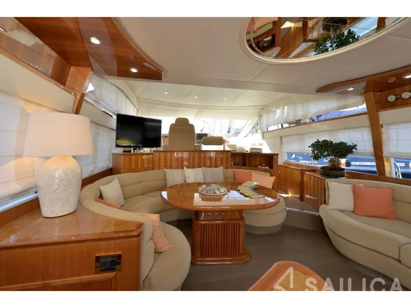 Azimut 58 - Yacht Charter Sailica