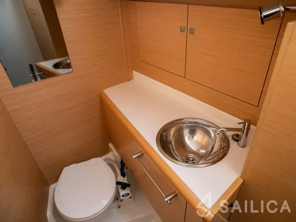 Sun Odyssey 449 - Yacht Charter Sailica