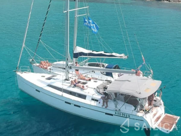 Bavaria 46 Cruiser - Yacht Charter Sailica