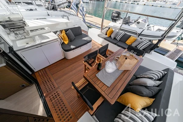 Lagoon 50 - Yacht Charter Sailica