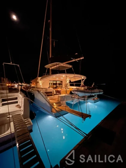 Lagoon 50 - Yacht Charter Sailica