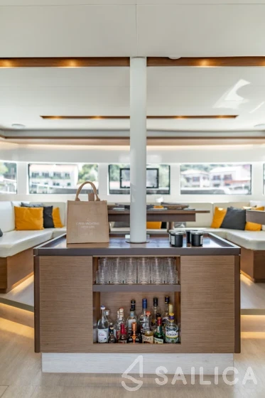 Lagoon 50 - Yacht Charter Sailica