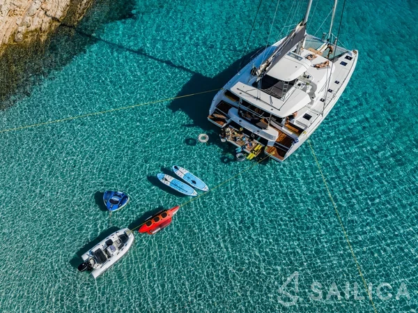 Lagoon 50 - Yacht Charter Sailica