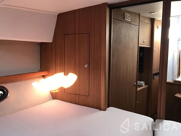 Mirakul 30 - Yacht Charter Sailica