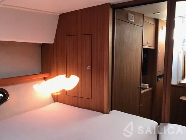 Mirakul 30 - Yacht Charter Sailica