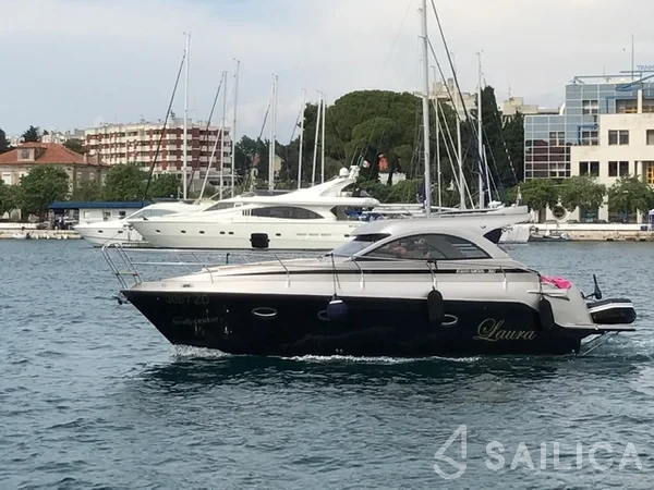 Mirakul 30 - Yacht Charter Sailica
