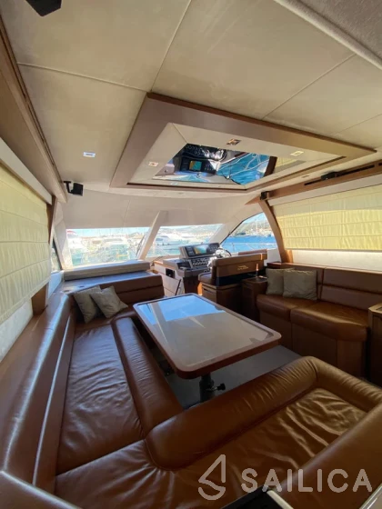 Galeon 550 Sky - Yacht Charter Sailica