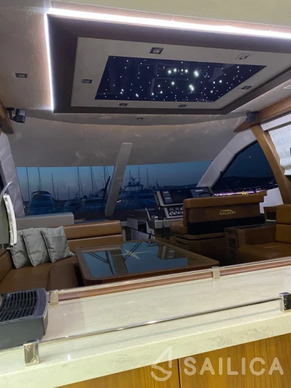 Galeon 550 Sky - Yacht Charter Sailica