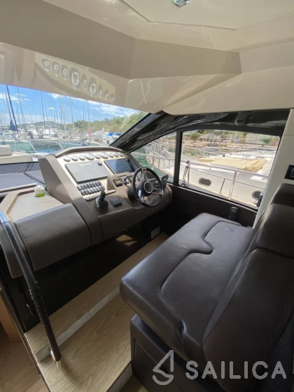 Sessa Fly 47 - Yacht Charter Sailica