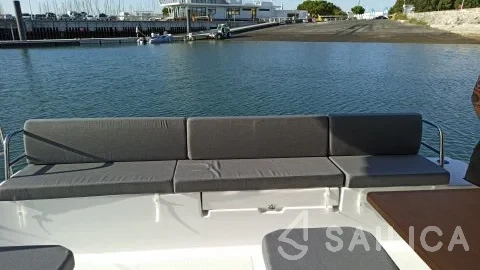 Astréa 42 - Yacht Charter Sailica