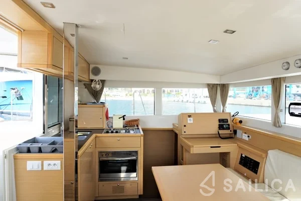 Lagoon 39 - Yacht Charter Sailica