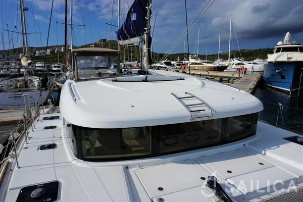 Lagoon 39 - Yacht Charter Sailica