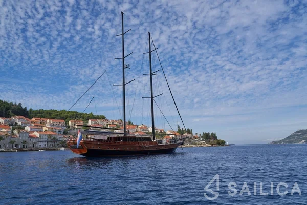 Gulet - Yacht Charter Sailica
