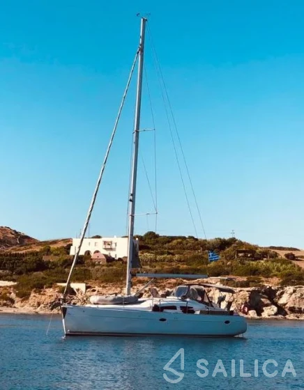 Elan 384 Impression - Yacht Charter Sailica