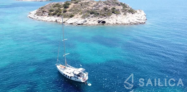 Elan 384 Impression - Yacht Charter Sailica