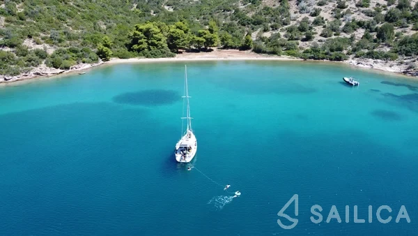 Elan 384 Impression - Yacht Charter Sailica