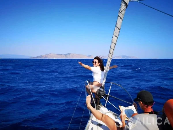 Elan 384 Impression - Yacht Charter Sailica