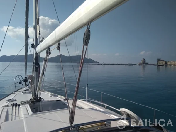 Elan 384 Impression - Yacht Charter Sailica