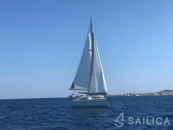 Elan 384 Impression - Yacht Charter Sailica