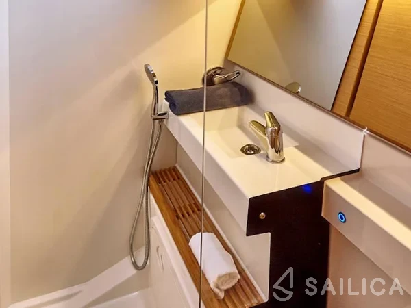 Sun Odyssey 440 - Yacht Charter Sailica