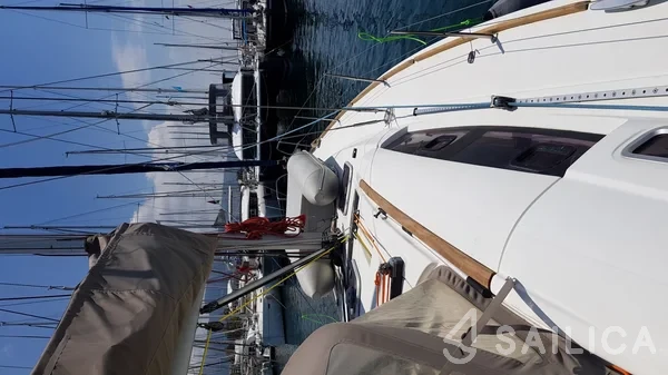 Oceanis 46 - Yacht Charter Sailica