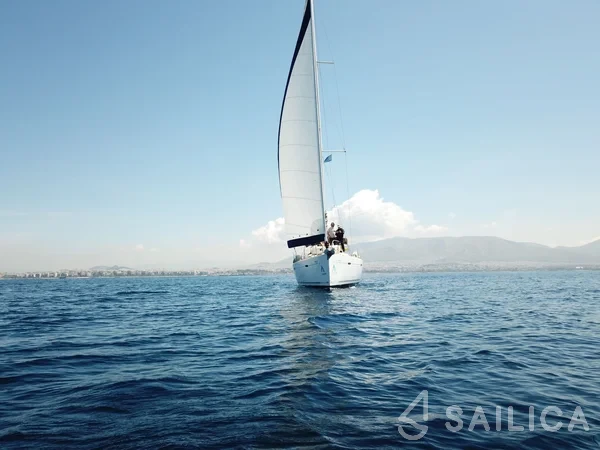 Oceanis 46 - Yacht Charter Sailica