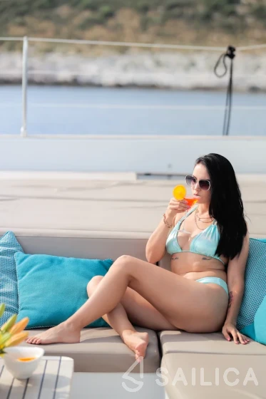 Sunreef 60 - Yacht Charter Sailica