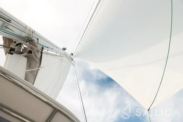 Sunreef 60 - Yacht Charter Sailica