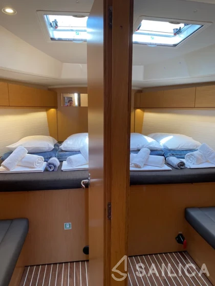 Bavaria 46 Cruiser - Yacht Charter Sailica