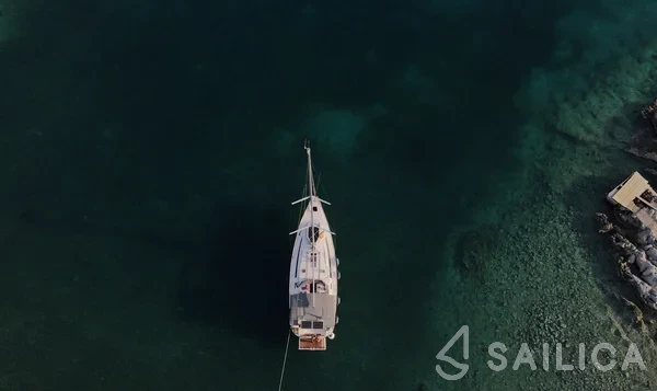 Bavaria 46 Cruiser - Yacht Charter Sailica