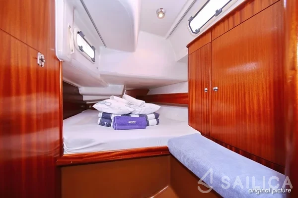 Bavaria 44 - Yacht Charter Sailica