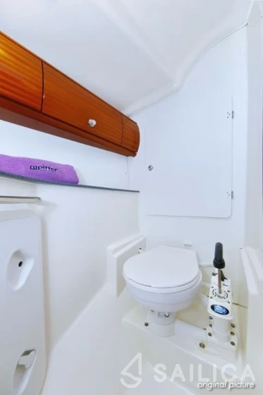 Bavaria 44 - Yacht Charter Sailica